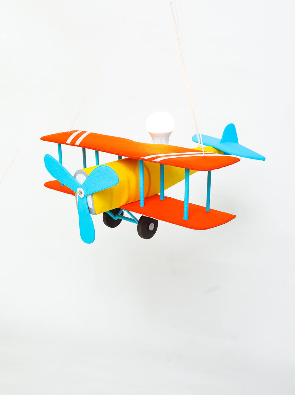 Hanging outlet aeroplane toy